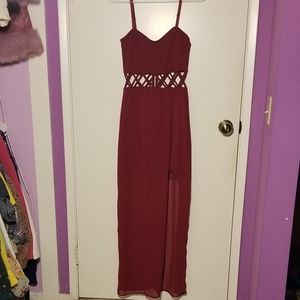 NEVER WORN Burgundy/Wine Color Maxi Dress